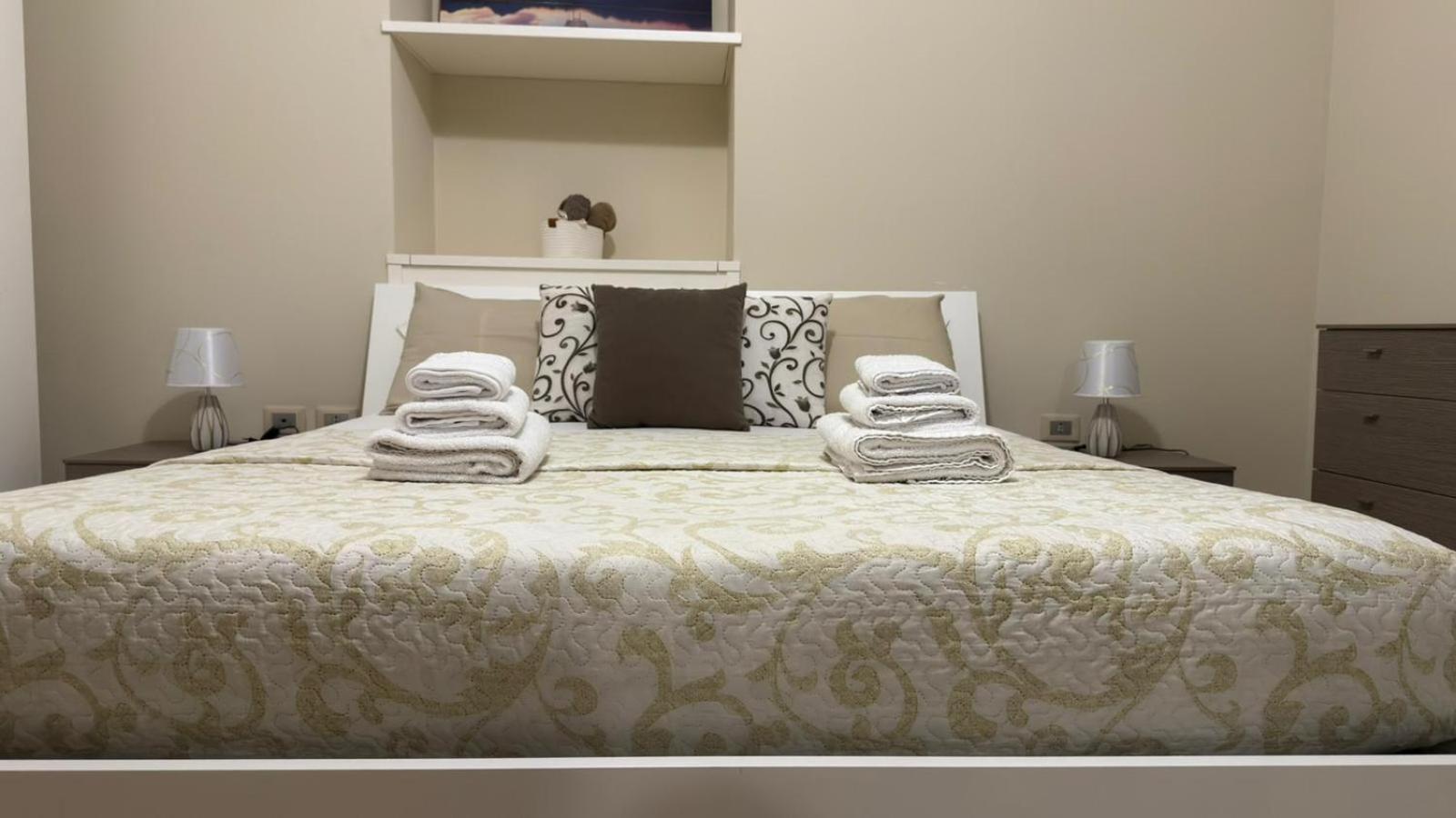 Appartamento Fontanella Deluxe Brindisi Extérieur photo